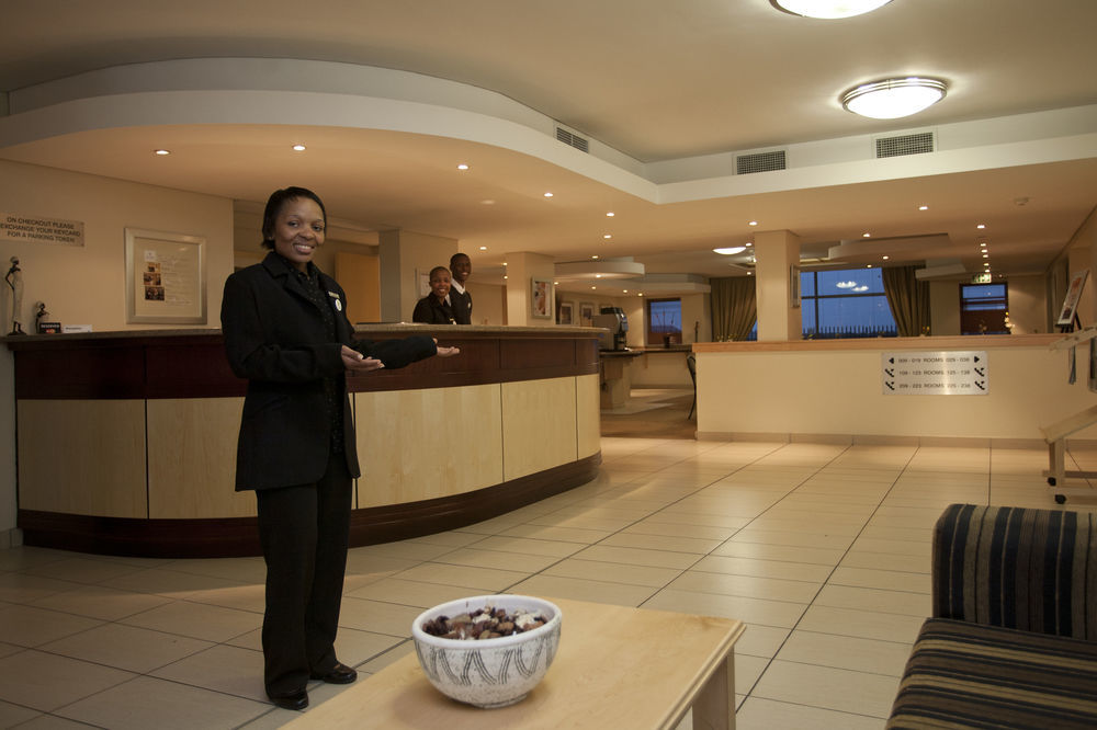 Road Lodge Bloemfontein Airport Exterior photo